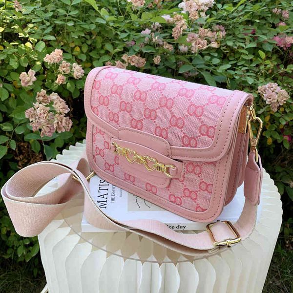 luxury handbags 2021 new french fashion saddle old flower single foreign style wide shoulder belt portable diagonal bag female
luxury handbags 2021 new french fashion saddle old flower single foreign style wide shoulder belt portable diagonal bag female