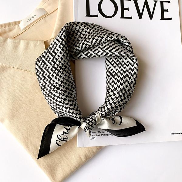 scarves 2021 fashion 100% silk satin hair scarf for women handkerchief printed bag scarfs female square head bandana ladies, Blue;gray
scarves 2021 fashion 100% silk satin hair scarf for women handkerchief printed bag scarfs female square head bandana ladies, Blue;gray
