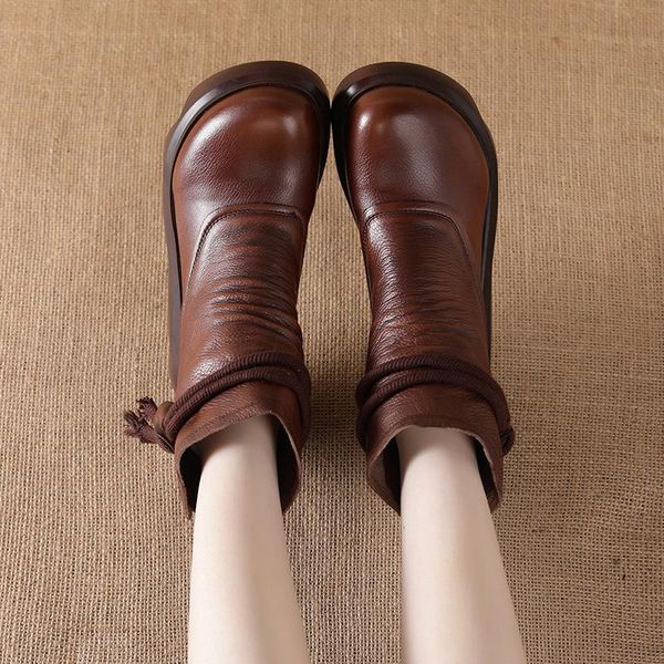 boots for women round autumn winter 2021 made leather short hand head zipper thick bottom slope heel, Black
boots for women round autumn winter 2021 made leather short hand head zipper thick bottom slope heel, Black
