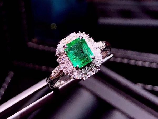 cluster rings h721 emerald ring 1.25ct pure 18 k gold jewelry nature green diamond female for women fine, Golden;silver
cluster rings h721 emerald ring 1.25ct pure 18 k gold jewelry nature green diamond female for women fine, Golden;silver