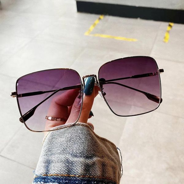 sunglasses 2021 fashion metal square colorful women vintage transparent eyeglasses female spectacles oculos feminino uv400, White;black
sunglasses 2021 fashion metal square colorful women vintage transparent eyeglasses female spectacles oculos feminino uv400, White;black