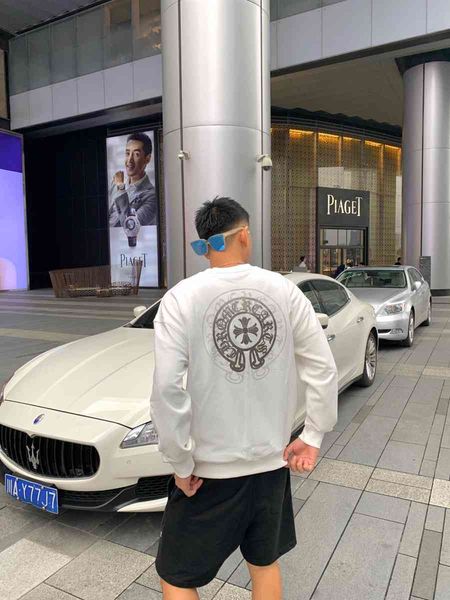 chao brand horseshoe flower long sleeve sweater for men and women, Black
chao brand horseshoe flower long sleeve sweater for men and women, Black