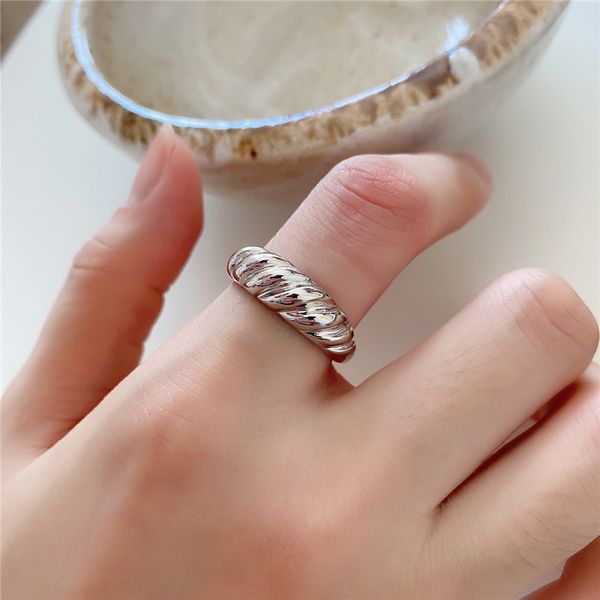 new punk style 925 sterling silver open ring twist minimalist finger ring for women party jewelry gifts accessories, Black
new punk style 925 sterling silver open ring twist minimalist finger ring for women party jewelry gifts accessories, Black