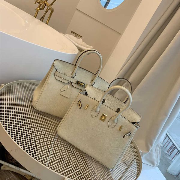 lychee pattern genuine leather bag for women 2019 new first layer cattlehide leather fashion portable new year wedding bag togo
lychee pattern genuine leather bag for women 2019 new first layer cattlehide leather fashion portable new year wedding bag togo