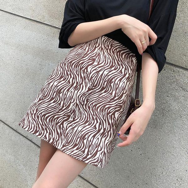skirts women spring fashion casual light proof slim a-line vintage skirt korean style elegant leopard contrast color mini, Black
skirts women spring fashion casual light proof slim a-line vintage skirt korean style elegant leopard contrast color mini, Black