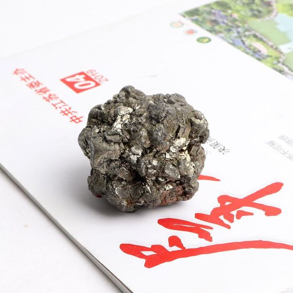 decorative objects & figurines 1pc natural pyrite mineral crystals ore stone lron rough quartz teaching specimen gem ornaments home decor or
decorative objects & figurines 1pc natural pyrite mineral crystals ore stone lron rough quartz teaching specimen gem ornaments home decor or
