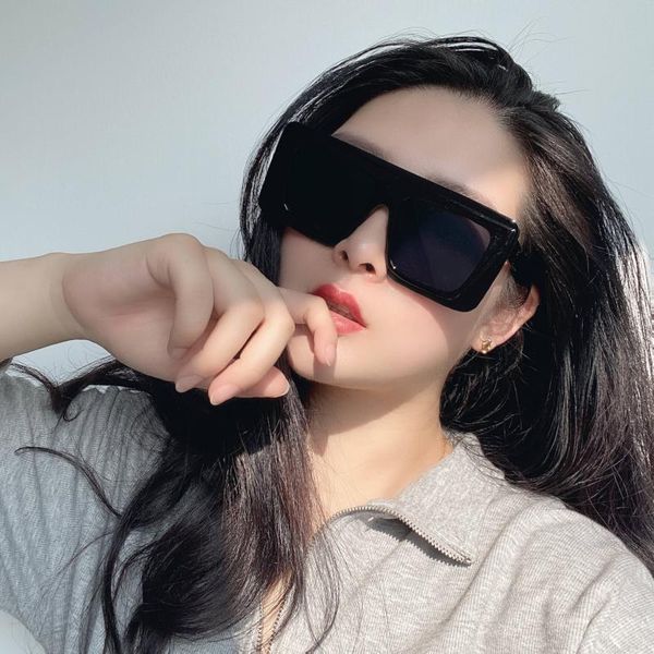 sunglasses lamofur retro classic design rectangular flat 2021 shopping self shooting sriving for women 9081, White;black
sunglasses lamofur retro classic design rectangular flat 2021 shopping self shooting sriving for women 9081, White;black
