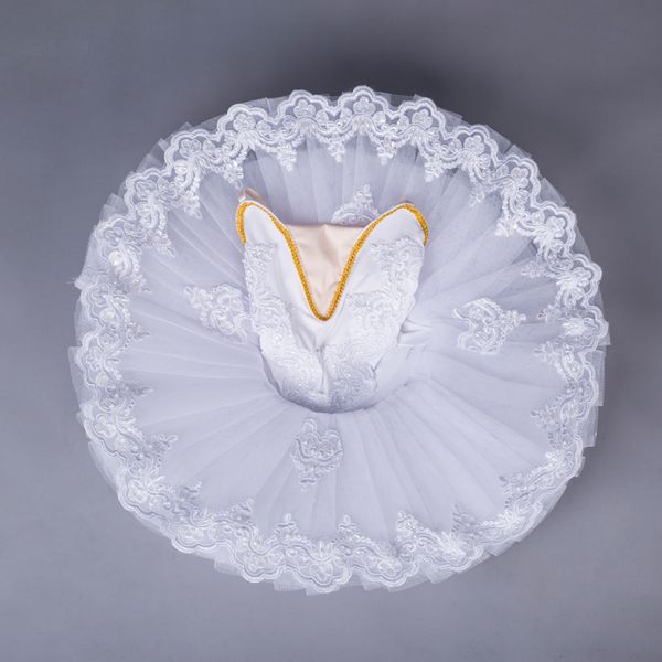 2021 new tutu ballet led light swan lake ballerina pancake tutu girl women child ballet dress kids dance costumes tutu, Black;red
2021 new tutu ballet led light swan lake ballerina pancake tutu girl women child ballet dress kids dance costumes tutu, Black;red