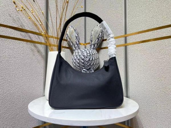 evening bags soft leather lady underarm bag retro solid color handbag fashion design shoulder wallet
evening bags soft leather lady underarm bag retro solid color handbag fashion design shoulder wallet