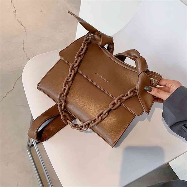 thick chain 2021 new fashion high capacity single shoulder messenger women's versatile texture bag
thick chain 2021 new fashion high capacity single shoulder messenger women's versatile texture bag