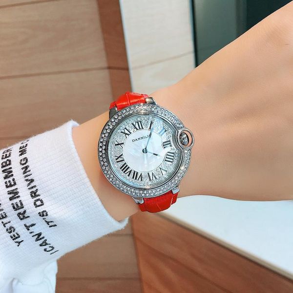 wristwatches quality ladies fashion shell face rhinestone quartz watch female women's watches clock women, Slivery;brown
wristwatches quality ladies fashion shell face rhinestone quartz watch female women's watches clock women, Slivery;brown