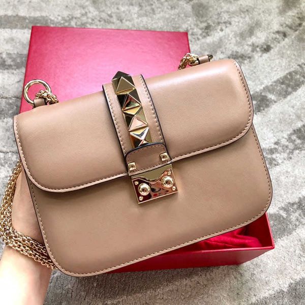 single shoulder chain bag womens crossbody bags messenger handbag genuine leather bag lady falp handbag light gold hardware
single shoulder chain bag womens crossbody bags messenger handbag genuine leather bag lady falp handbag light gold hardware