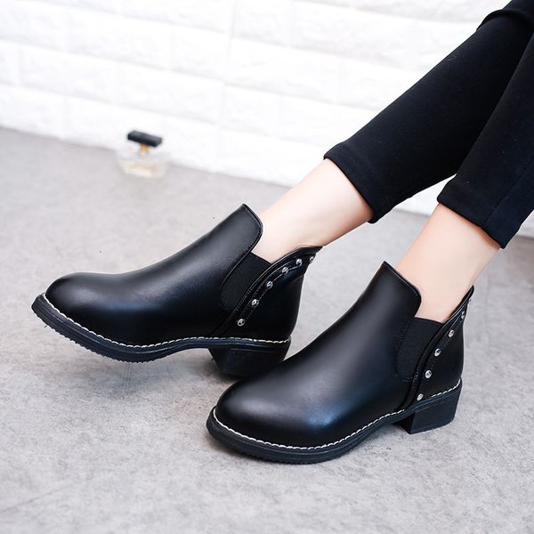 2021 women short boots ankle ladies shoes autumn sewing pu leather low heels pointed toe comfort slip on fashion new dcgj jvgd, Black
2021 women short boots ankle ladies shoes autumn sewing pu leather low heels pointed toe comfort slip on fashion new dcgj jvgd, Black