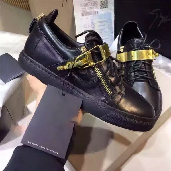 luxurys designers shoes men sneakers women shoes zippy trainers white shoes fashion booties zip low flat sneakers black women boots 0422
luxurys designers shoes men sneakers women shoes zippy trainers white shoes fashion booties zip low flat sneakers black women boots 0422