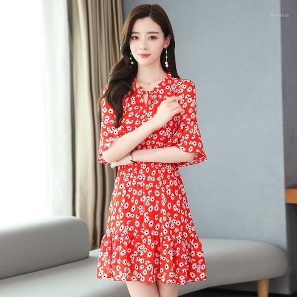 casual dresses 2021 small daisies chiffon summer vintage plus size mini sundress women elegant bodycon party vestidos, Black;gray
casual dresses 2021 small daisies chiffon summer vintage plus size mini sundress women elegant bodycon party vestidos, Black;gray