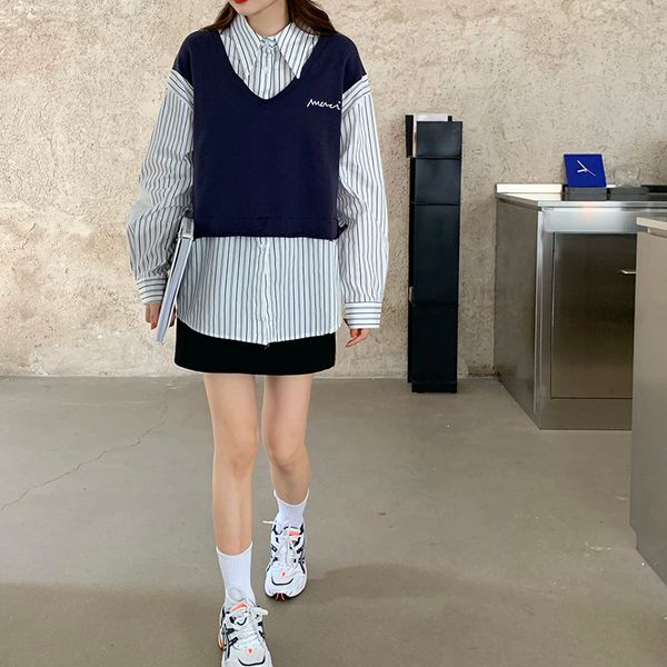 2021 new college style loose embroidery striped stitching long-sleeved sweatshirt women autumn fashion all-match dihl, Black
2021 new college style loose embroidery striped stitching long-sleeved sweatshirt women autumn fashion all-match dihl, Black