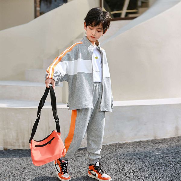 wear boys' color matching sports suit children's zhongdadong 2021 spring and autumn new fashion korean leisure two piece set, White
wear boys' color matching sports suit children's zhongdadong 2021 spring and autumn new fashion korean leisure two piece set, White