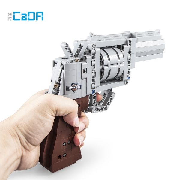 double eagle c81011 can fire revolver, children eat chicken and put together diy building block toys
double eagle c81011 can fire revolver, children eat chicken and put together diy building block toys