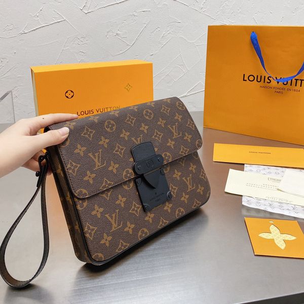 promotional man handbag bag chain zipper envelope purse leather shoulder messenger cross body clutch fashion bags 26*19cm 04
promotional man handbag bag chain zipper envelope purse leather shoulder messenger cross body clutch fashion bags 26*19cm 04