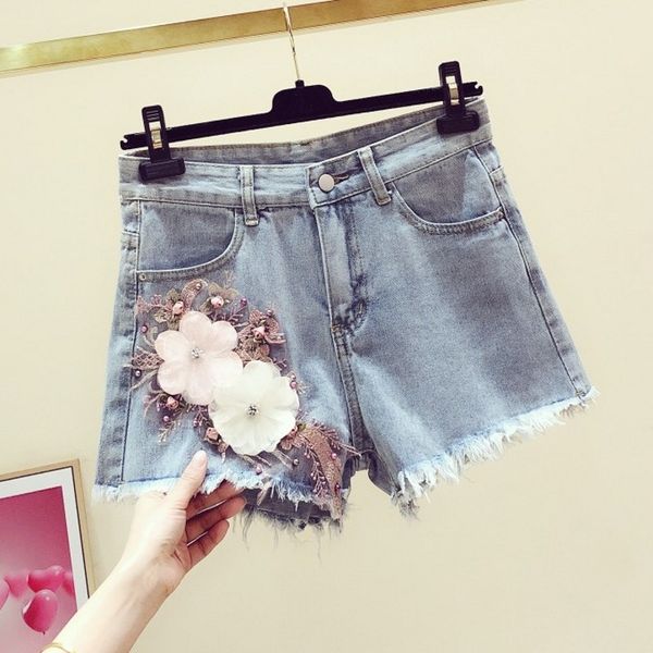 jeans for the women 2021 summer wear new beads flower-embroidered high waist blue shorts denim pants girls vyac, White;black
jeans for the women 2021 summer wear new beads flower-embroidered high waist blue shorts denim pants girls vyac, White;black
