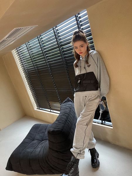 brand coats p family 2021 autumn winter new simple fashion suit versatile loose color matching pullover long sleeve hooded sweater pants, Black
brand coats p family 2021 autumn winter new simple fashion suit versatile loose color matching pullover long sleeve hooded sweater pants, Black