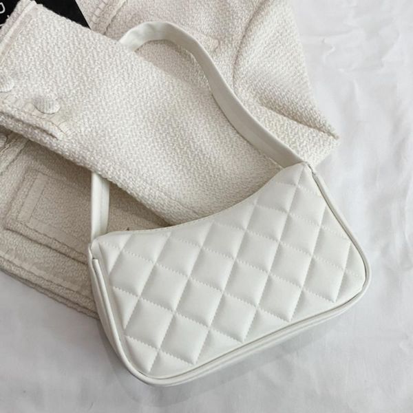 evening bags fashion lingge shopping bag pu leather underarm shoulder trendy texture zipper solid color handbags for women 2021
evening bags fashion lingge shopping bag pu leather underarm shoulder trendy texture zipper solid color handbags for women 2021