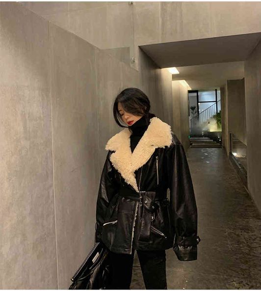 Women's Fur & Faux Bella Autumn Winter Temperament Turn Down Collar coats Zipper With Belt Women Loose Lamb Hair PU Jacket YW9R, Black
Women's Fur & Faux Bella Autumn Winter Temperament Turn Down Collar coats Zipper With Belt Women Loose Lamb Hair PU Jacket YW9R, Black
