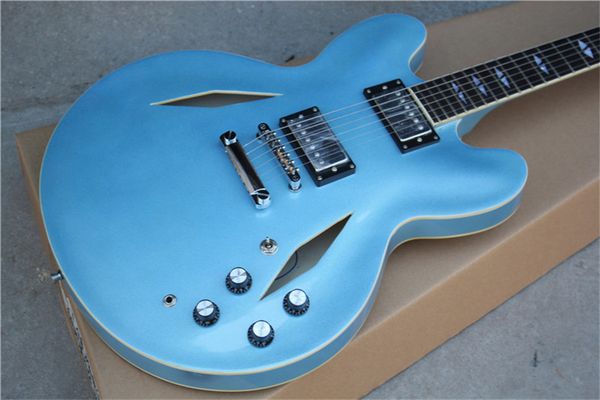 metal blue hollow body jazz electric guitar, chrome hardware, rosewood fingerboard electric guitar guitars guitarra
metal blue hollow body jazz electric guitar, chrome hardware, rosewood fingerboard electric guitar guitars guitarra