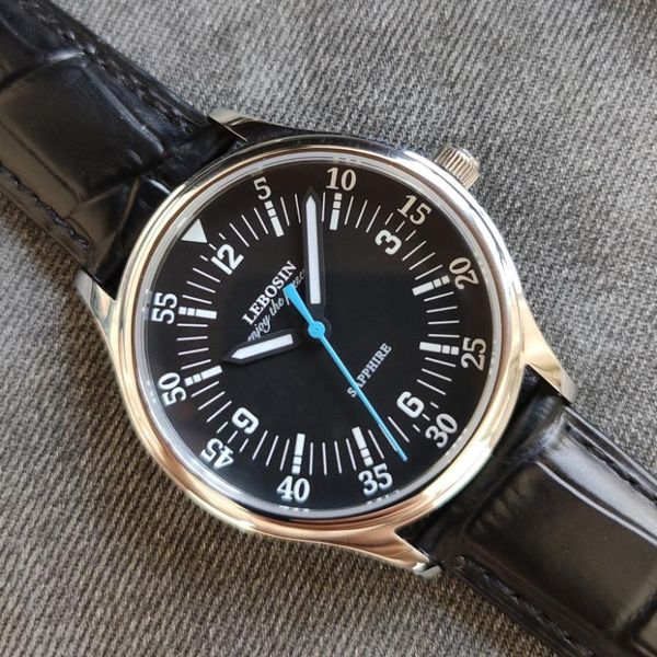 wristwatches watch sapphire mirror retro fashion business ultra-thin waterproof quartz wrist for men, Slivery;brown
wristwatches watch sapphire mirror retro fashion business ultra-thin waterproof quartz wrist for men, Slivery;brown