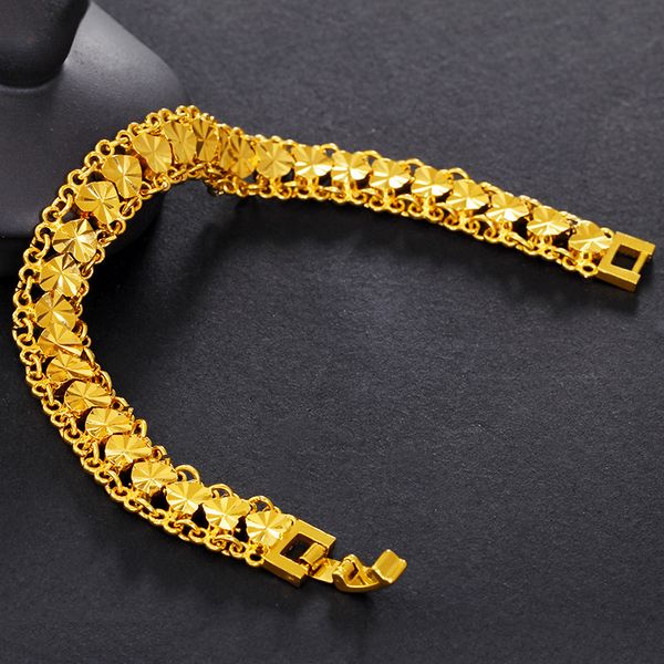 the luxury designers fashion bracelet sand gold jewelry gold-plated hand decoration, Black
the luxury designers fashion bracelet sand gold jewelry gold-plated hand decoration, Black