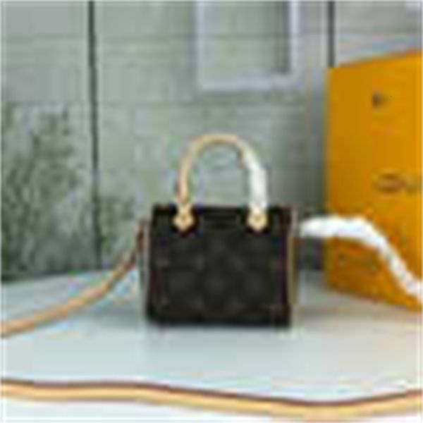 handbags luxury m61252 presbyopia pillow bag fashion trend handbag brand iconic handles shoulder bags totes cross body bag designer clut
handbags luxury m61252 presbyopia pillow bag fashion trend handbag brand iconic handles shoulder bags totes cross body bag designer clut