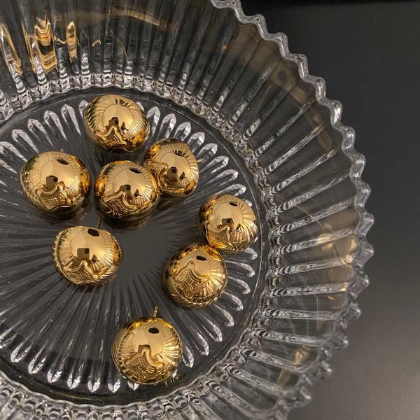 french design metal earrings silver needle plated metal texture ball solid earrings e9-1
french design metal earrings silver needle plated metal texture ball solid earrings e9-1