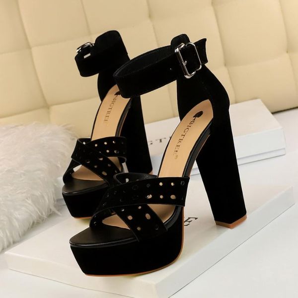 dress shoes bigtree 2021 gladiator buckle strap woman sandals party string square heel summer black size 34-40
dress shoes bigtree 2021 gladiator buckle strap woman sandals party string square heel summer black size 34-40