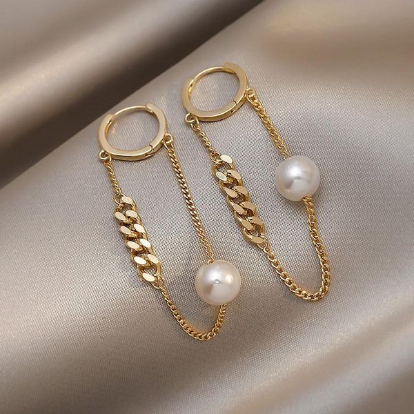 stud arrivals korean fashion simple charm personality chain link pearl earrings for women girl wedding party jewelry 5s001, Golden;silver
stud arrivals korean fashion simple charm personality chain link pearl earrings for women girl wedding party jewelry 5s001, Golden;silver