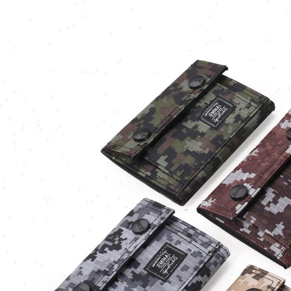 casual camouflage folding wallet portable short change purse id card cash coin simple style mens small clutch, Red;black 
casual camouflage folding wallet portable short change purse id card cash coin simple style mens small clutch, Red;black