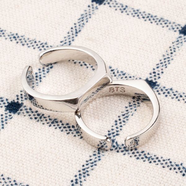 kpop bangtan boys official ring for fans gift couple rings exquisite present set nice k-pop bangtan fashion jewelrydio chan con, Silver
kpop bangtan boys official ring for fans gift couple rings exquisite present set nice k-pop bangtan fashion jewelrydio chan con, Silver