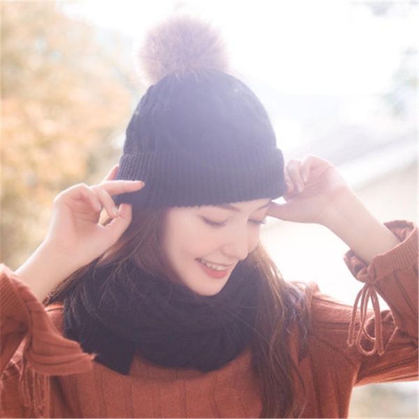 scarves wool hat scarf two-piece suit ladies winter thickening warm raccoon hair ball knitted korean version, Blue;gray
scarves wool hat scarf two-piece suit ladies winter thickening warm raccoon hair ball knitted korean version, Blue;gray