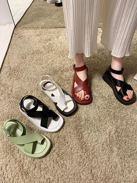 women leather flat sandals casual leather flip flop beach shoes belt buckle rome style summer sandals ladies new, Black
women leather flat sandals casual leather flip flop beach shoes belt buckle rome style summer sandals ladies new, Black