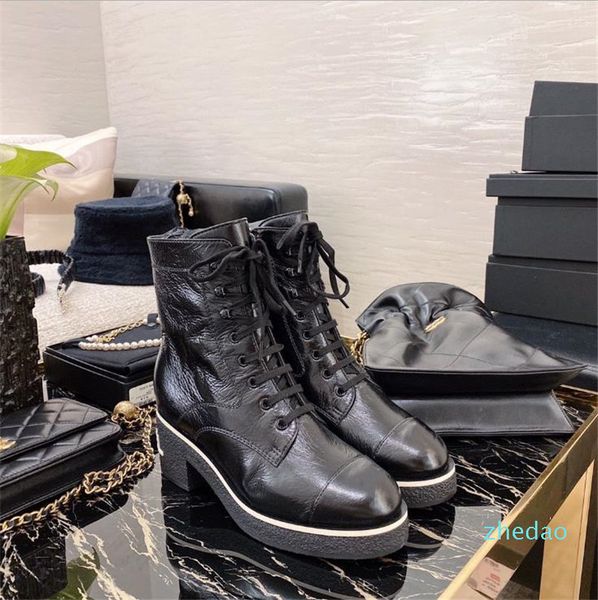 designer autumn winte women's ankle short boots good quality fashion 35 to 40 super popular at the counter material: bright wrinkled, Black
designer autumn winte women's ankle short boots good quality fashion 35 to 40 super popular at the counter material: bright wrinkled, Black