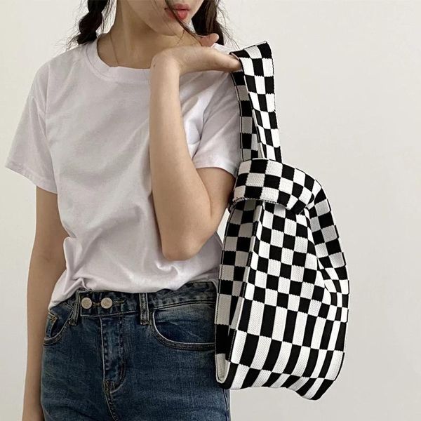 evening bags knitting fabric women handbag purses luxury chequer chess design large capacity shopping bag casual woolen plaid totes for lady
evening bags knitting fabric women handbag purses luxury chequer chess design large capacity shopping bag casual woolen plaid totes for lady