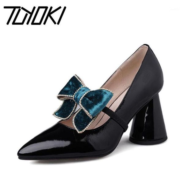 dress shoes tuyoki 2021 women bowtie genuine leather pumps strange heels fashion office pointed toe spring footwear size 34-391, Black
dress shoes tuyoki 2021 women bowtie genuine leather pumps strange heels fashion office pointed toe spring footwear size 34-391, Black