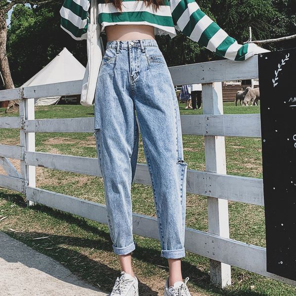 2021 new fashion loose high waist denim pants women autumn cotton destroyed hole harem female harajuku casual boyfriend jeans kz4x, Black;white
2021 new fashion loose high waist denim pants women autumn cotton destroyed hole harem female harajuku casual boyfriend jeans kz4x, Black;white