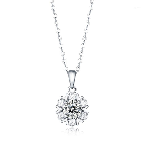 dainty round cut d color heart moissanite necklace 925 sterling silver chain with pendants for women daily wedding jewelry gift chains1
dainty round cut d color heart moissanite necklace 925 sterling silver chain with pendants for women daily wedding jewelry gift chains1
