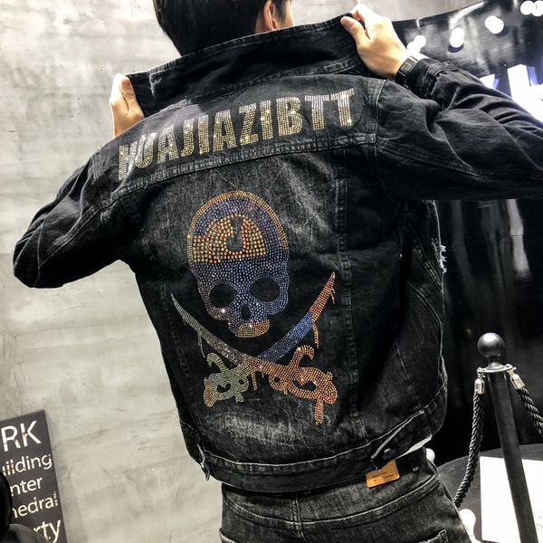 mark male and denim skull strass spring fashion streetwear of men jacket punk jeans outward clothes 686p, Black;brown
mark male and denim skull strass spring fashion streetwear of men jacket punk jeans outward clothes 686p, Black;brown