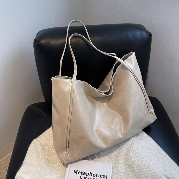 evening bags fashion high-end handbag women's bag retro all-match shoulder large capacity solid color commuter tote
evening bags fashion high-end handbag women's bag retro all-match shoulder large capacity solid color commuter tote
