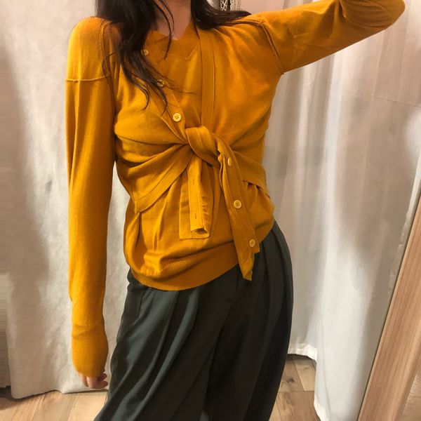 2021 new irregular sweater women's v-neck fake two pieces single breasted fashion early autumn cardigan knitwears uwdp, White;black
2021 new irregular sweater women's v-neck fake two pieces single breasted fashion early autumn cardigan knitwears uwdp, White;black