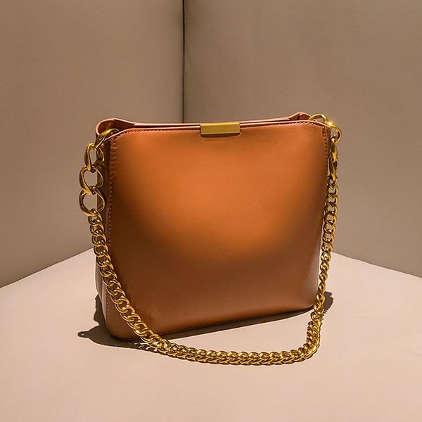 luxury womens bags 2021 spring new temperament son mother bucket sac simple chain shoulder bags trend armpit girl zero wallet
luxury womens bags 2021 spring new temperament son mother bucket sac simple chain shoulder bags trend armpit girl zero wallet