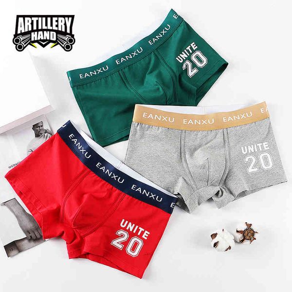 2021 new men's underwear cotton solid color mid waist breathable trend boxer, White;black
2021 new men's underwear cotton solid color mid waist breathable trend boxer, White;black