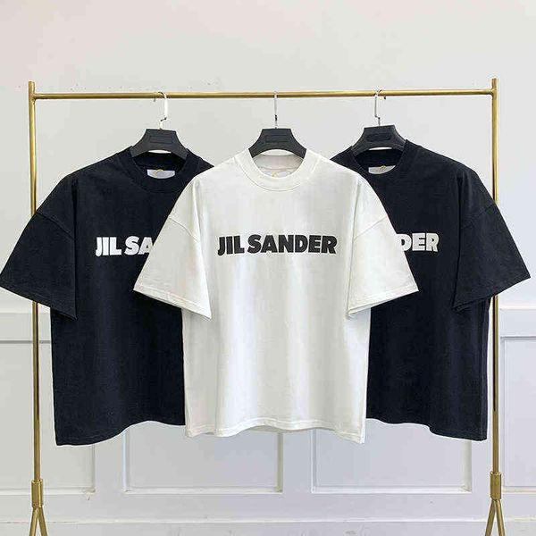 2021 summer new t-shirt 100% 1:1 jil sander designer brand high street short sleeve hip hop oversize loose simple tee g1229, White;black
2021 summer new t-shirt 100% 1:1 jil sander designer brand high street short sleeve hip hop oversize loose simple tee g1229, White;black