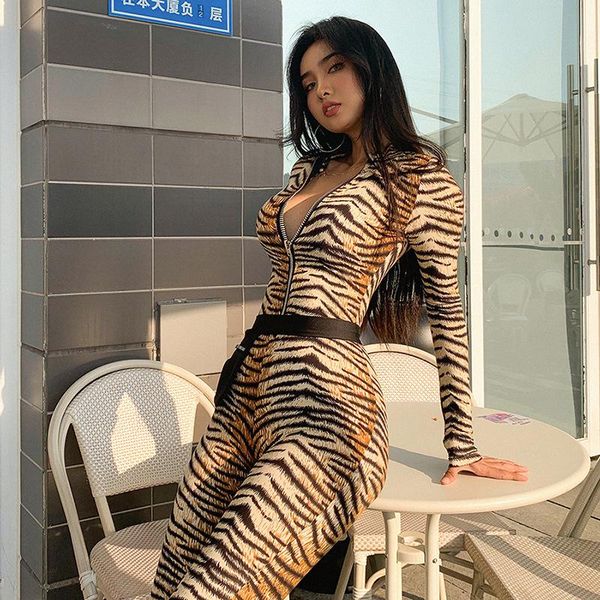 women's jumpsuits & rompers tiger pattern print cotton bodycon long sleeve zipper design 2021 skinny club outfit overalls mujer, Black;white
women's jumpsuits & rompers tiger pattern print cotton bodycon long sleeve zipper design 2021 skinny club outfit overalls mujer, Black;white